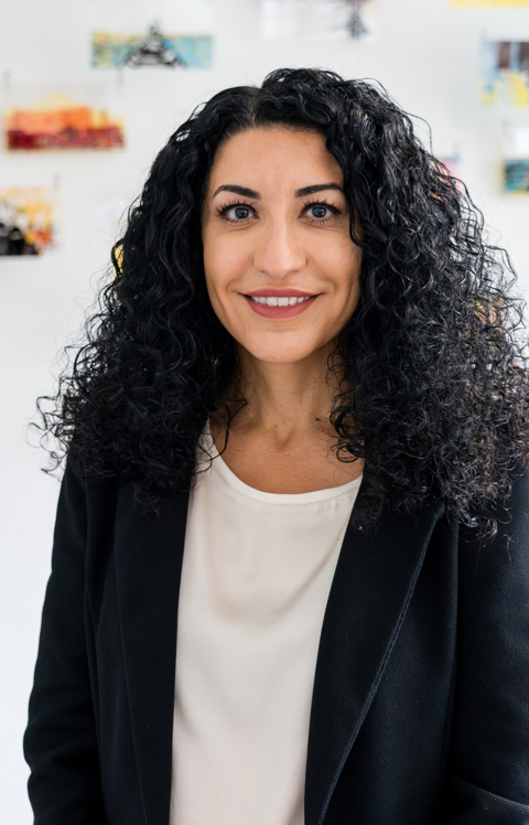 https://cdn-rebrush-fthfc0gee2e6drg7.z01.azurefd.net/media/11084/shoura-zehetner-hashemi-geschaeftsfuehrerin-ai-oesterreich_hires-hochformat.jpg?width=480&v=1d9cc4b31c55610