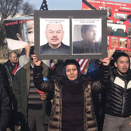 Uiguren-China-Einschüchterung-Lager.jpg (1)